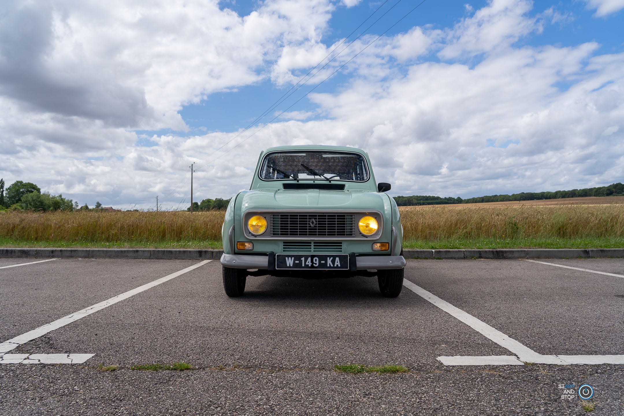 ESSAI RÉTRO Renault 4 : 60 ans et toujours fringan