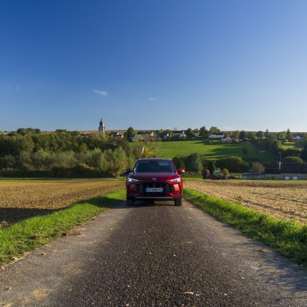 MG ZS Hybrid+